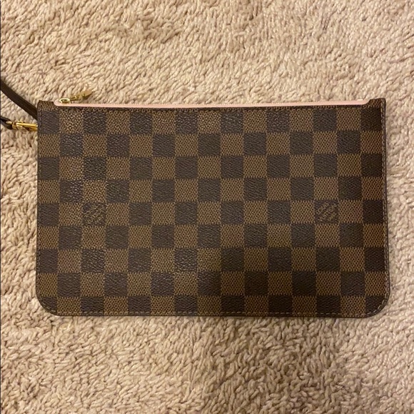 Louis Vuitton Handbags - Louis Vuitton pouch